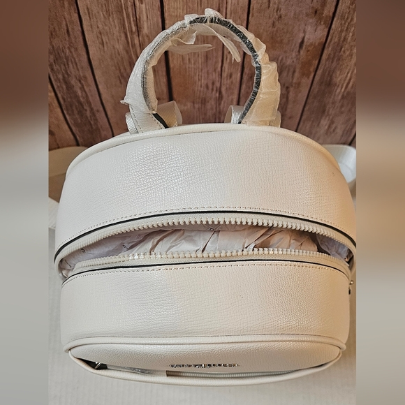 Karl Lagerfeld Backpack - Picture 8 of 15